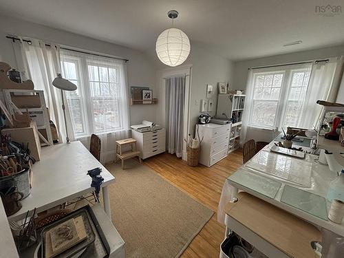 32 Old Falls Road, Liverpool, NS 