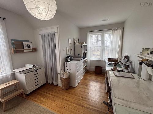 32 Old Falls Road, Liverpool, NS 