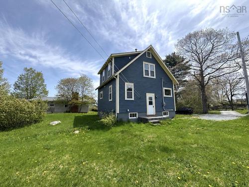 32 Old Falls Road, Liverpool, NS 