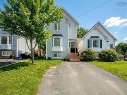163 Silistria Drive Dartmouth, NS B2W 6B1