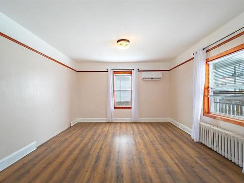 133 Broadway, Sydney, NS 