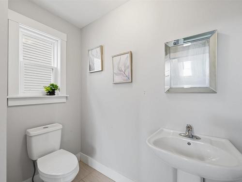 31 Travertine Court, Halifax, NS 