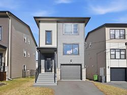 31 Travertine Court Halifax, NS B3P 0J5