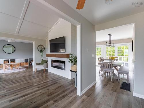 19 Long Point Road, Newellton, NS 