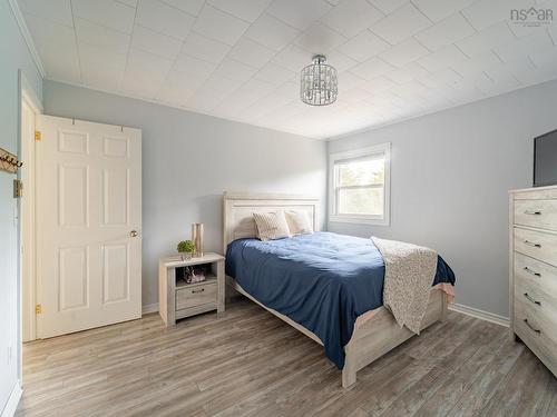 19 Long Point Road, Newellton, NS 