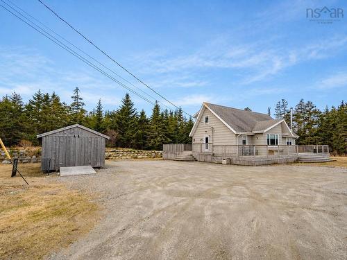 19 Long Point Road, Newellton, NS 