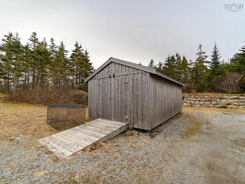 19 Long Point Road, Newellton, NS 
