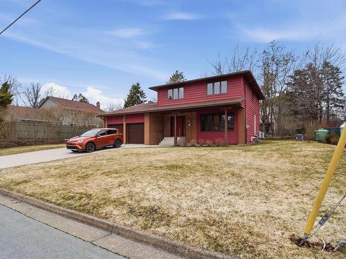 9 Nighthawk Lane, Halifax, NS 