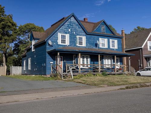 22-24 Croft Street  Amherst, NS B4H 2Z4