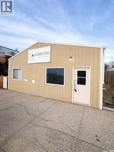 1387 Conrad Avenue, Gull Lake, SK 