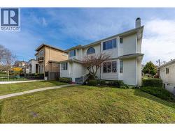 5592 ELIZABETH STREET  Vancouver, BC V5Y 3J9