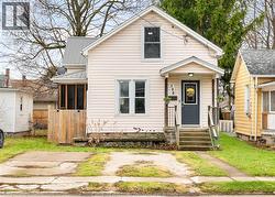 198 Raleigh Chatham, ON N7M 2N7