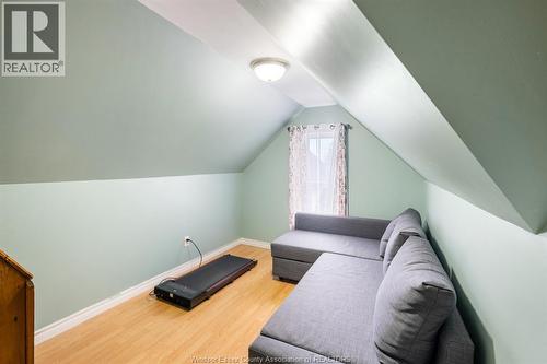 198 Raleigh, Chatham, ON - Indoor