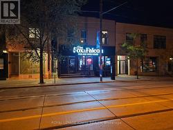 831 DUNDAS STREET W Toronto, ON M6J 1V4