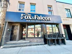 831 DUNDAS STREET W Toronto, ON M6J 1V4