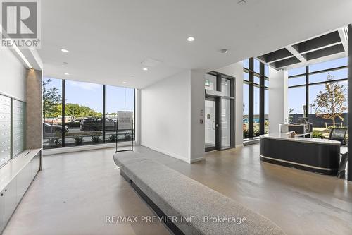 2206 - 474 Caldari Road, Vaughan, ON - Indoor