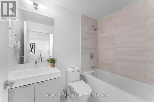 2206 - 474 Caldari Road, Vaughan, ON - Indoor Photo Showing Bathroom