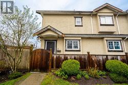 2849 LAKEWOOD DRIVE  Vancouver, BC V5N 5P8