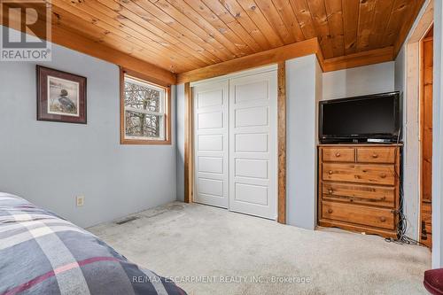 1767 Centre Road, Hamilton, ON - Indoor Photo Showing Bedroom