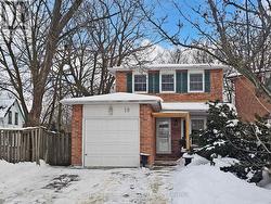 19 BACKUS COURT Markham, ON L3P 6V6