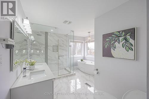 150 Strathearn Avenue, Richmond Hill (Bayview Hill), ON - Indoor Photo Showing Bathroom