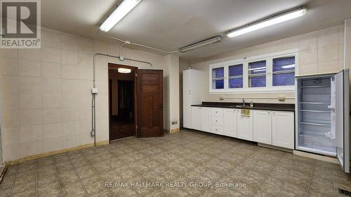 113 Murray Street, Ottawa, ON - Indoor Photo Showing Other Room