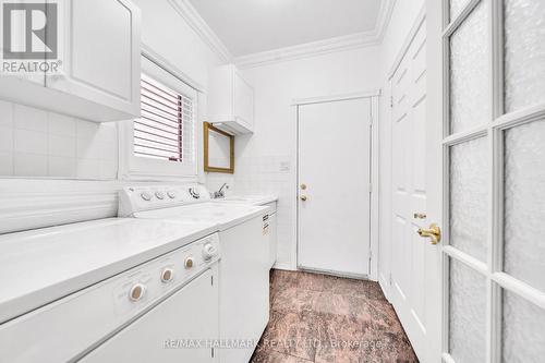 13 Briar Path Lane, Markham, ON - Indoor Photo Showing Laundry Room