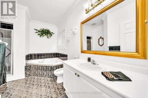 13 Briar Path Lane, Markham, ON - Indoor Photo Showing Bathroom