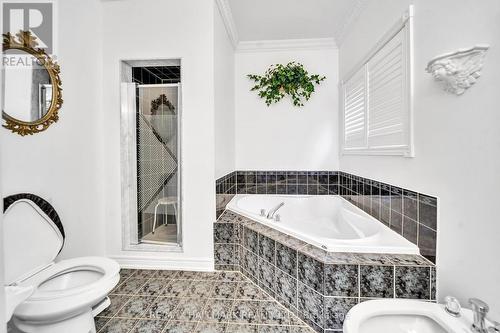 13 Briar Path Lane, Markham, ON - Indoor Photo Showing Bathroom