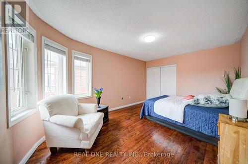 3696 Waterfall Crescent, Mississauga, ON - Indoor Photo Showing Bedroom