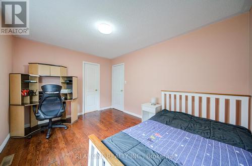 3696 Waterfall Crescent, Mississauga, ON - Indoor Photo Showing Bedroom