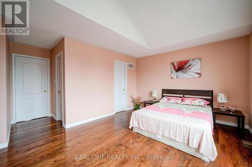 3696 Waterfall Crescent, Mississauga, ON - Indoor Photo Showing Bedroom