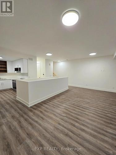 114 Everett Common, St. Catharines, ON - Indoor Photo Showing Other Room