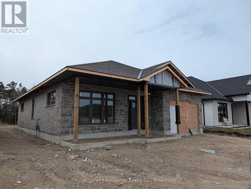 43 MERCEDES CRESCENT  Kincardine, ON N2Z 1G8