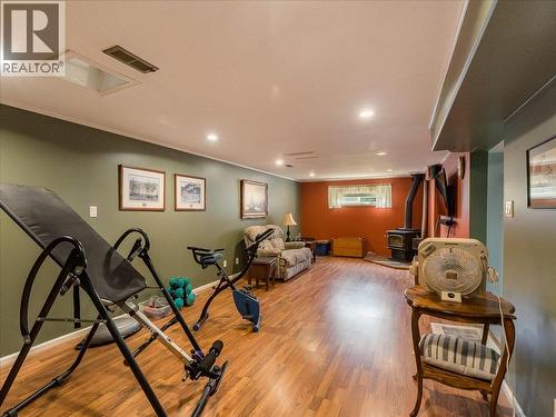 1663 Moran Road Road, Thrums, BC - Indoor Photo Showing Other Room