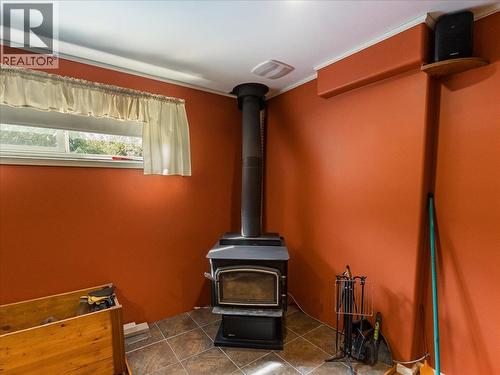 1663 Moran Road Road, Thrums, BC - Indoor Photo Showing Other Room