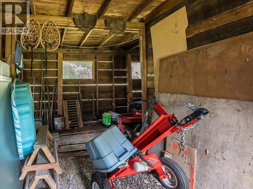 1663 Moran Road Road, Thrums, BC - Indoor