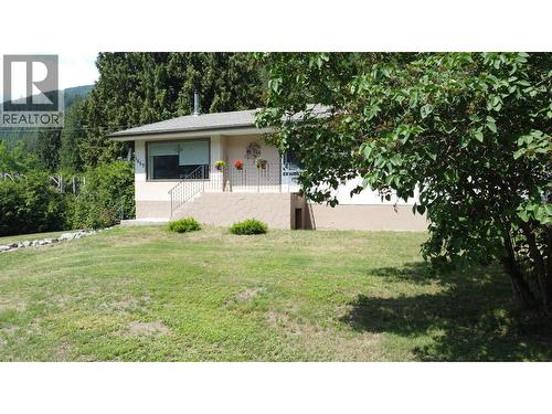 1663 Moran Road Road, Thrums, BC - Outdoor