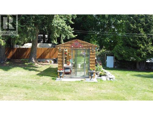1663 Moran Road Road, Thrums, BC - Outdoor With Backyard