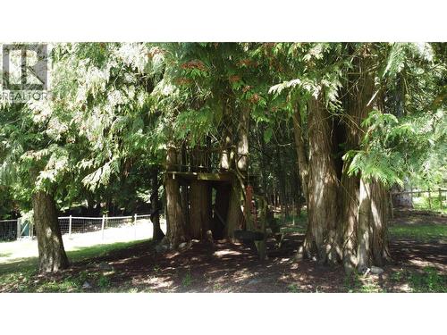 1663 Moran Road Road, Thrums, BC - Outdoor