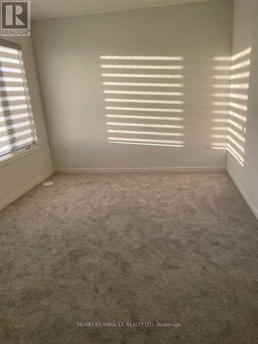 1392 Coral Springs Path, Oshawa, ON - Indoor Photo Showing Other Room