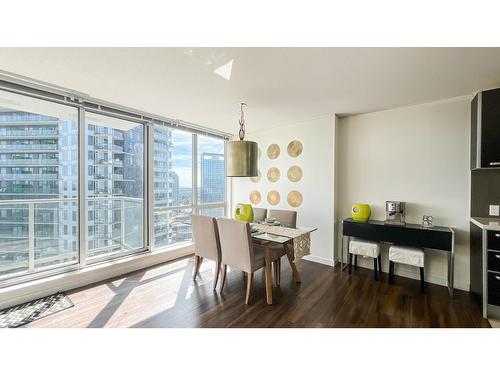 2706 9981 WHALLEY BOULEVARD  Surrey, BC V3T 0G6