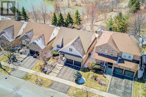 58 Shadow Falls Drive, Richmond Hill, ON - Outdoor