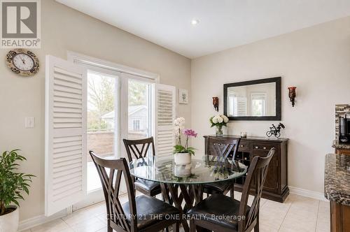 58 Shadow Falls Drive, Richmond Hill, ON - Indoor Photo Showing Dining Room