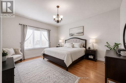58 Shadow Falls Drive, Richmond Hill, ON - Indoor Photo Showing Bedroom