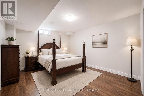 58 Shadow Falls Drive, Richmond Hill, ON - Indoor Photo Showing Bedroom