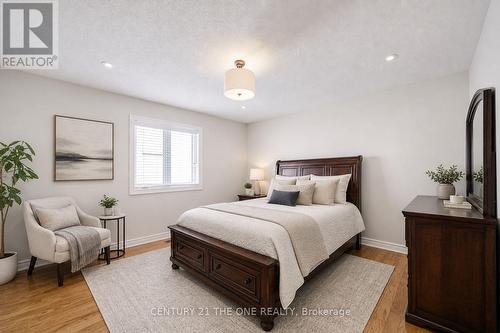 58 Shadow Falls Drive, Richmond Hill, ON - Indoor Photo Showing Bedroom