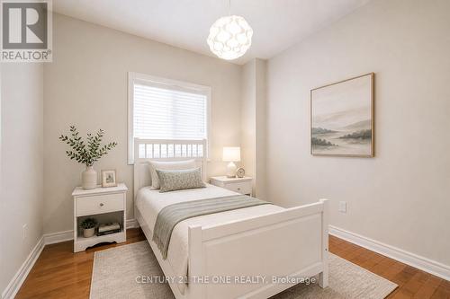 58 Shadow Falls Drive, Richmond Hill, ON - Indoor Photo Showing Bedroom