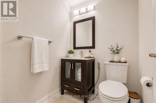 58 Shadow Falls Drive, Richmond Hill, ON - Indoor Photo Showing Bathroom