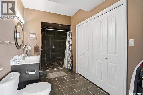 234 Greenfield Crescent, Saskatoon, SK - Indoor Photo Showing Bathroom